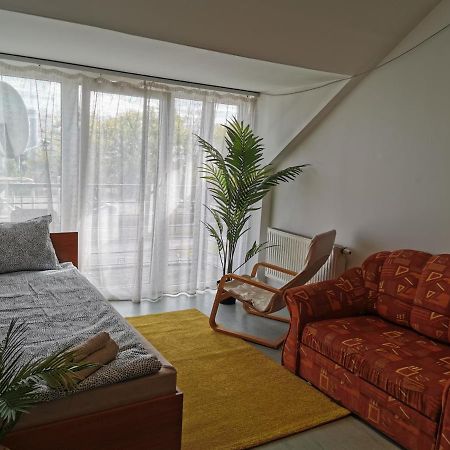 Hid Ifjusagi Szallo Hostel Dunaújváros Kültér fotó