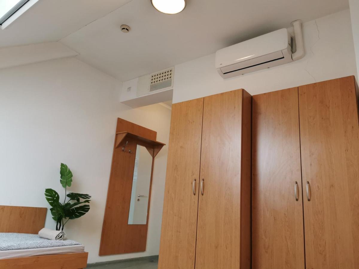 Hid Ifjusagi Szallo Hostel Dunaújváros Kültér fotó