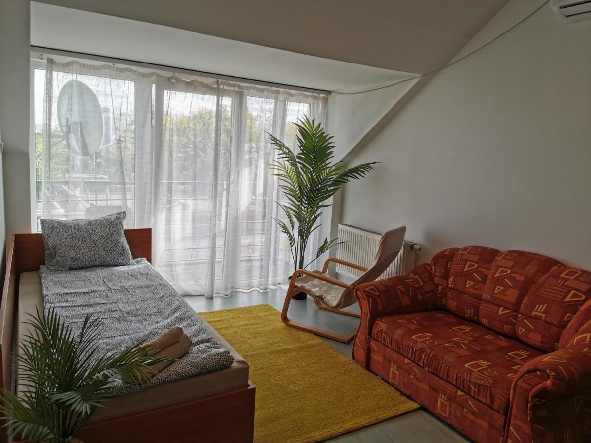 Hid Ifjusagi Szallo Hostel Dunaújváros Kültér fotó