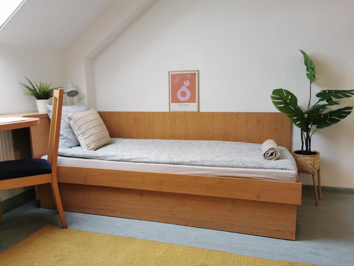 Hid Ifjusagi Szallo Hostel Dunaújváros Kültér fotó